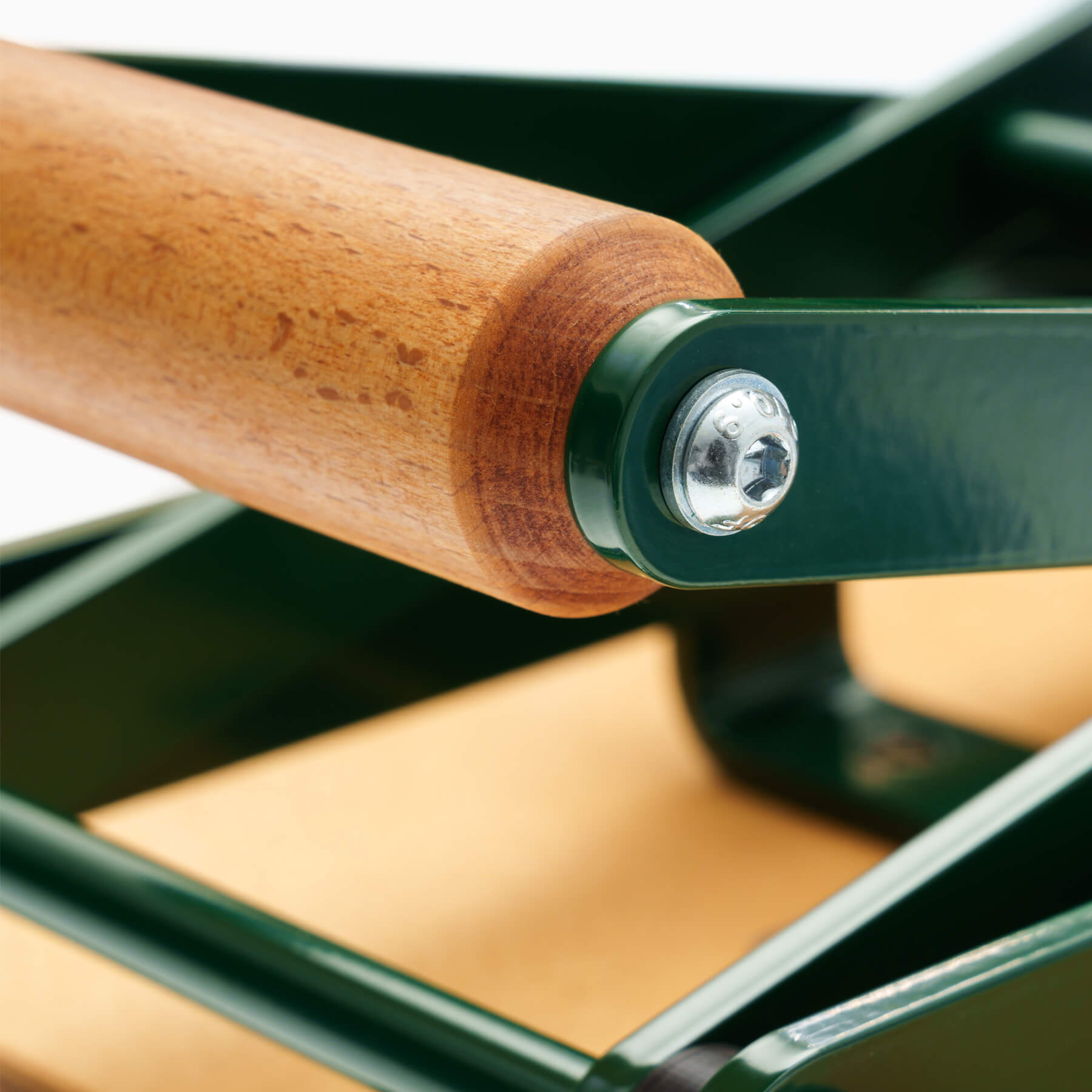 Ritualis Press A5 Linocut Press Wooden Handle Detail